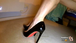 POV Stunning Footjob – Perfect ass, legs and feet