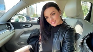 Passers-By Does Not Allow A Normal Oral Sex In The Van